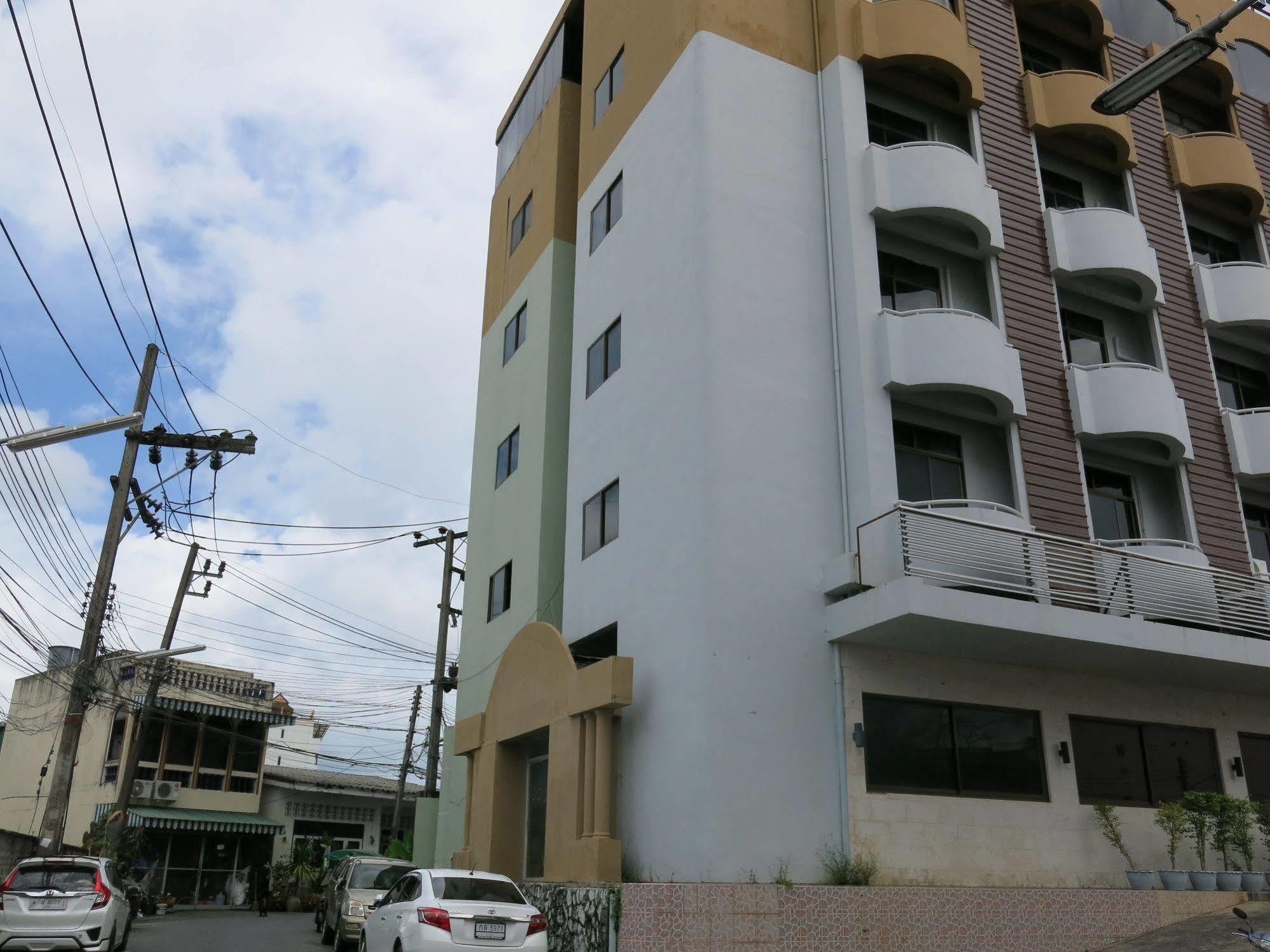 Rome Place Hotel Phuket Ngoại thất bức ảnh